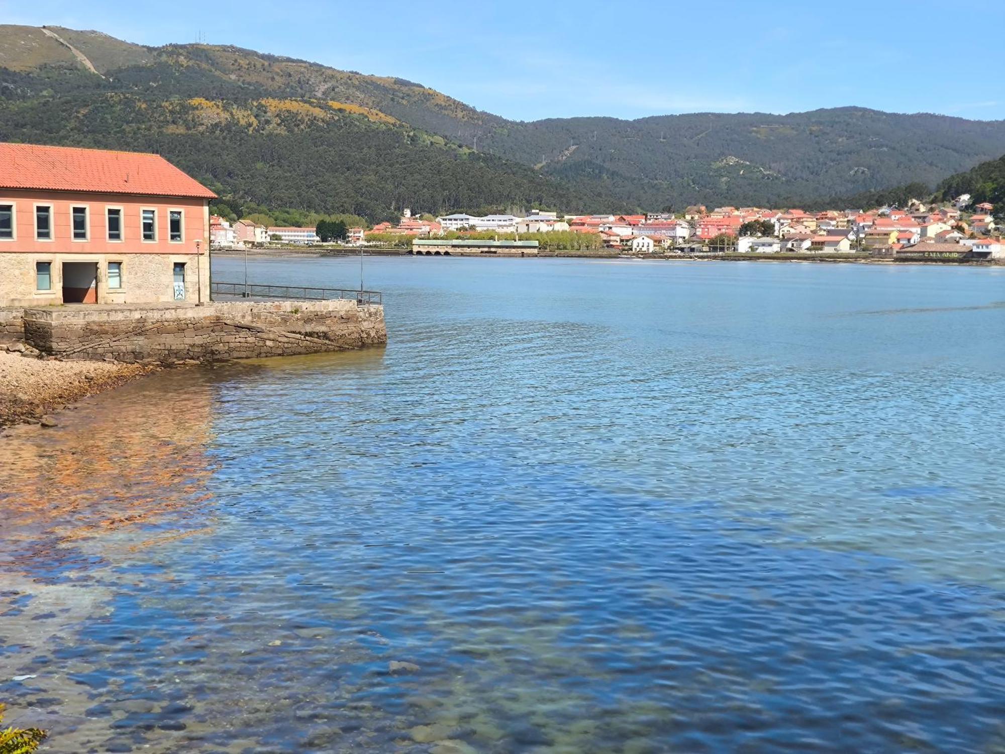 Muros Sobre El Mar Bagian luar foto